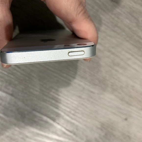 Used iPhone 5 - Picture 8 of 8